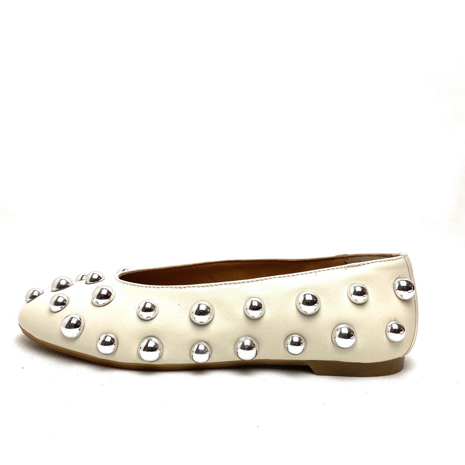 Ranyè art. BallBoll ballerina nappa burro con borchie argento (2)